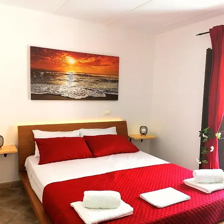 Le Rose Di Maria Apartment
