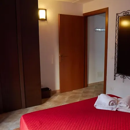 Le Rose Di Maria Apartment