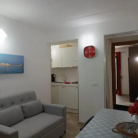 Le Rose Di Maria Apartment *